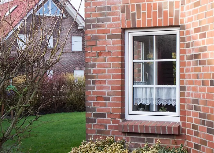 Haus Tjalk Ferienhaus Tjalk links Norddeich 